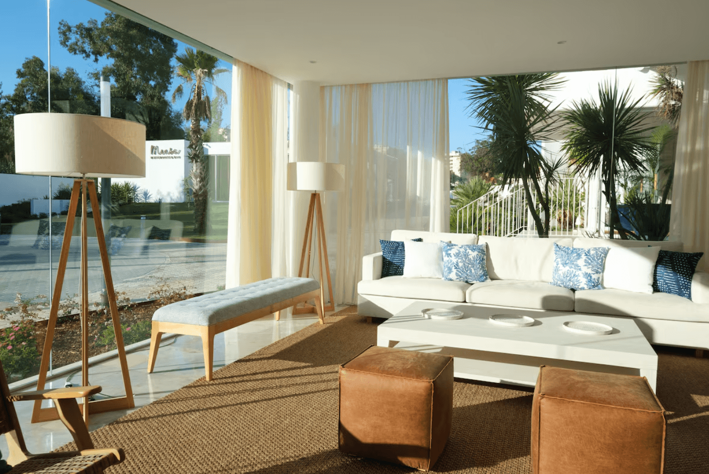 La Maison Younan About