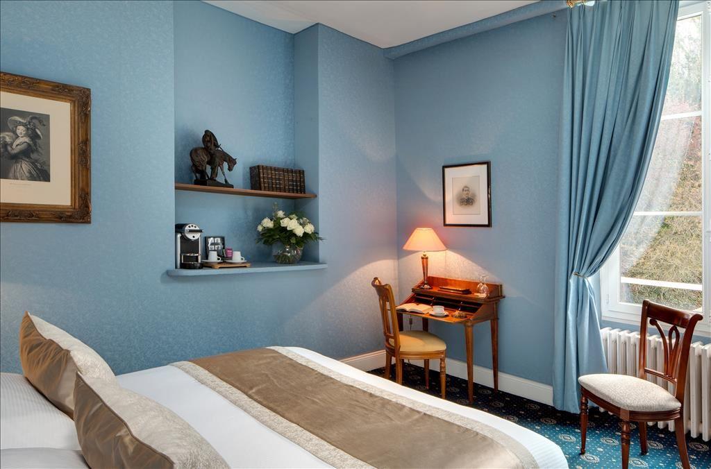 La Maison Younan logo