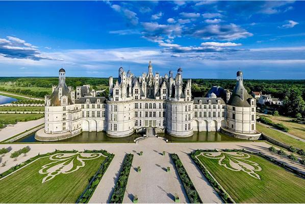 La Maison Younan logo