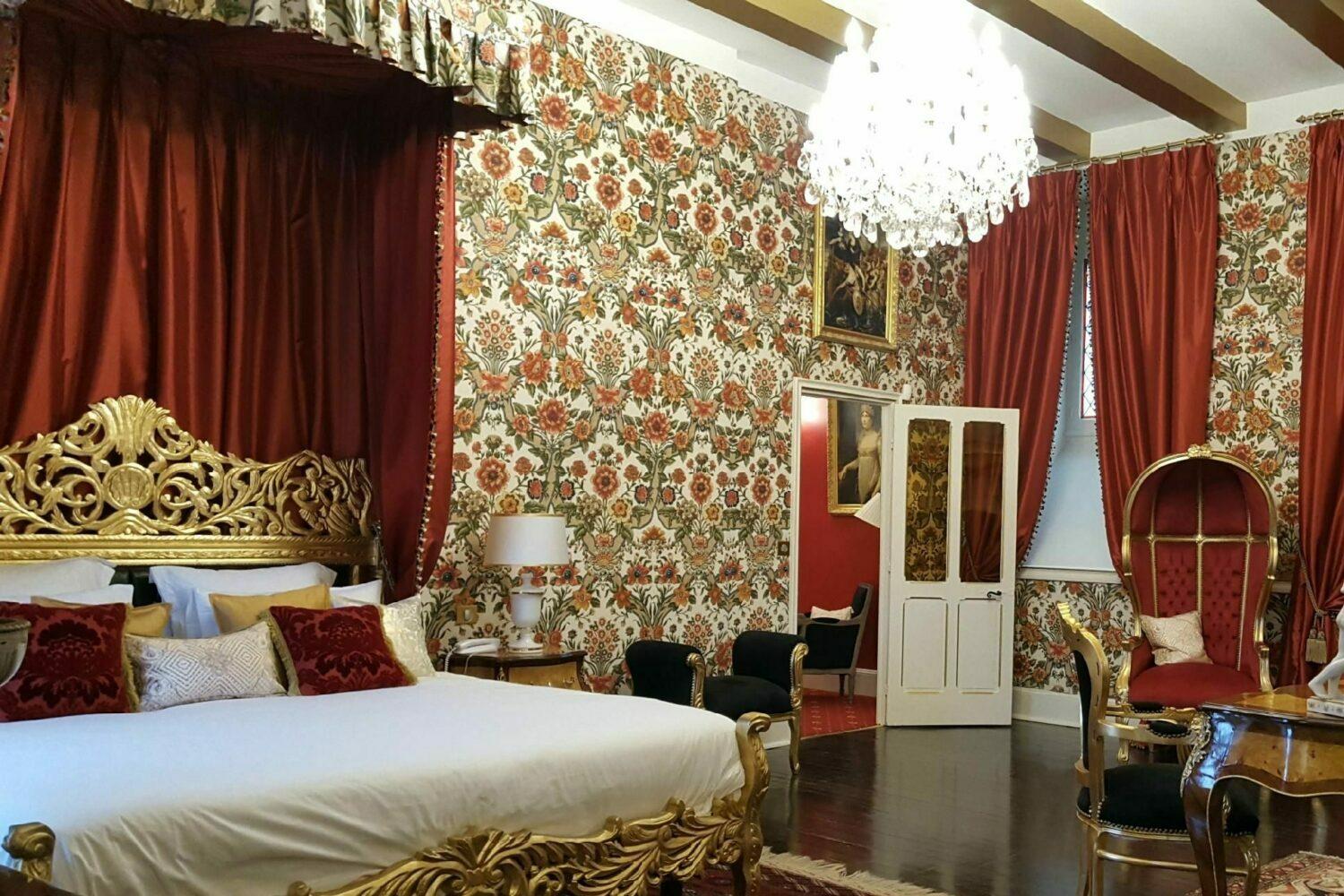 La Maison Younan logo